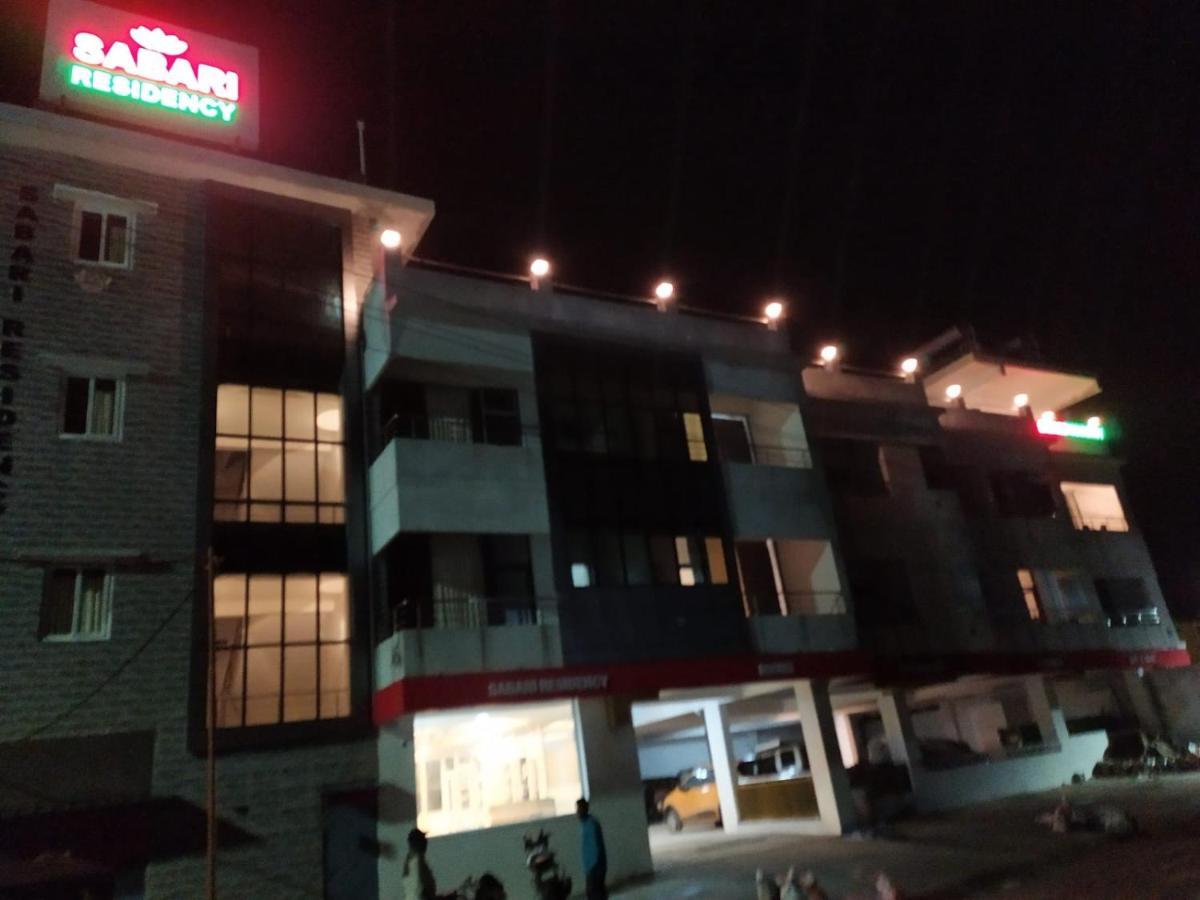 Sabari Residency Hotel Vālpārai Bagian luar foto